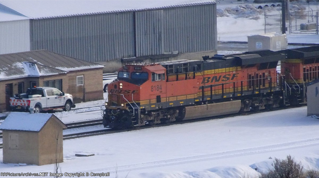 BNSF 8184